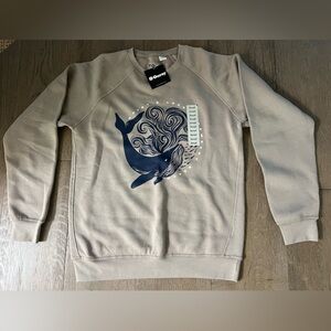 ❤️ NWT Oura Taupe Crewneck Sweatshirt with Black Logo Tag